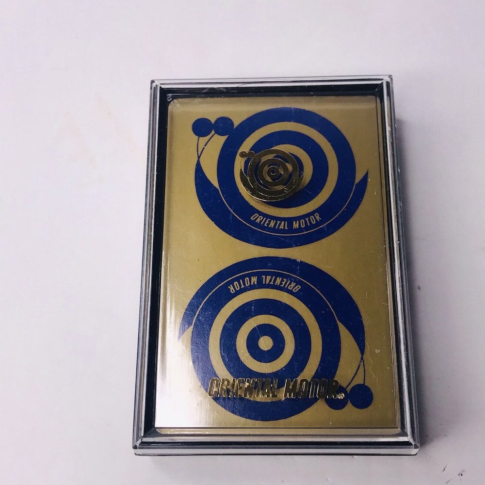 Nintendo Playing‎ Cards Oriental Motor Snail NEW Gold Blue W/ Case Collectible